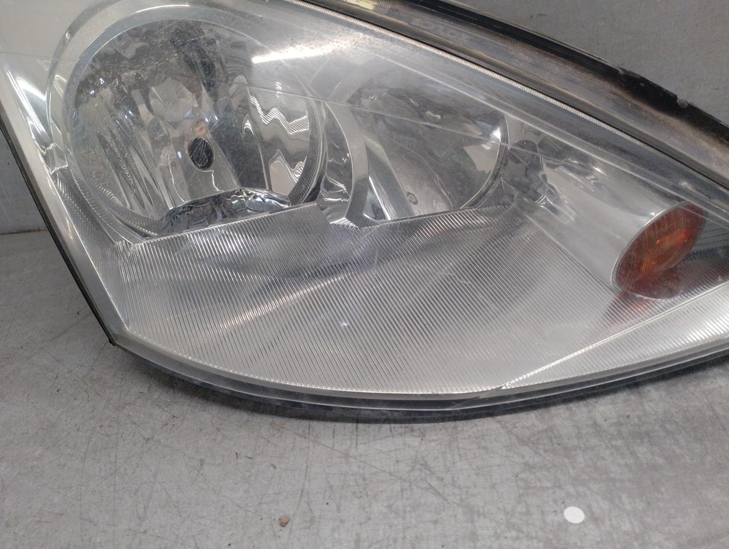 FORD Focus 1 generation (1998-2010) Front Right Headlight 1343653, 5PUERTAS 24211044