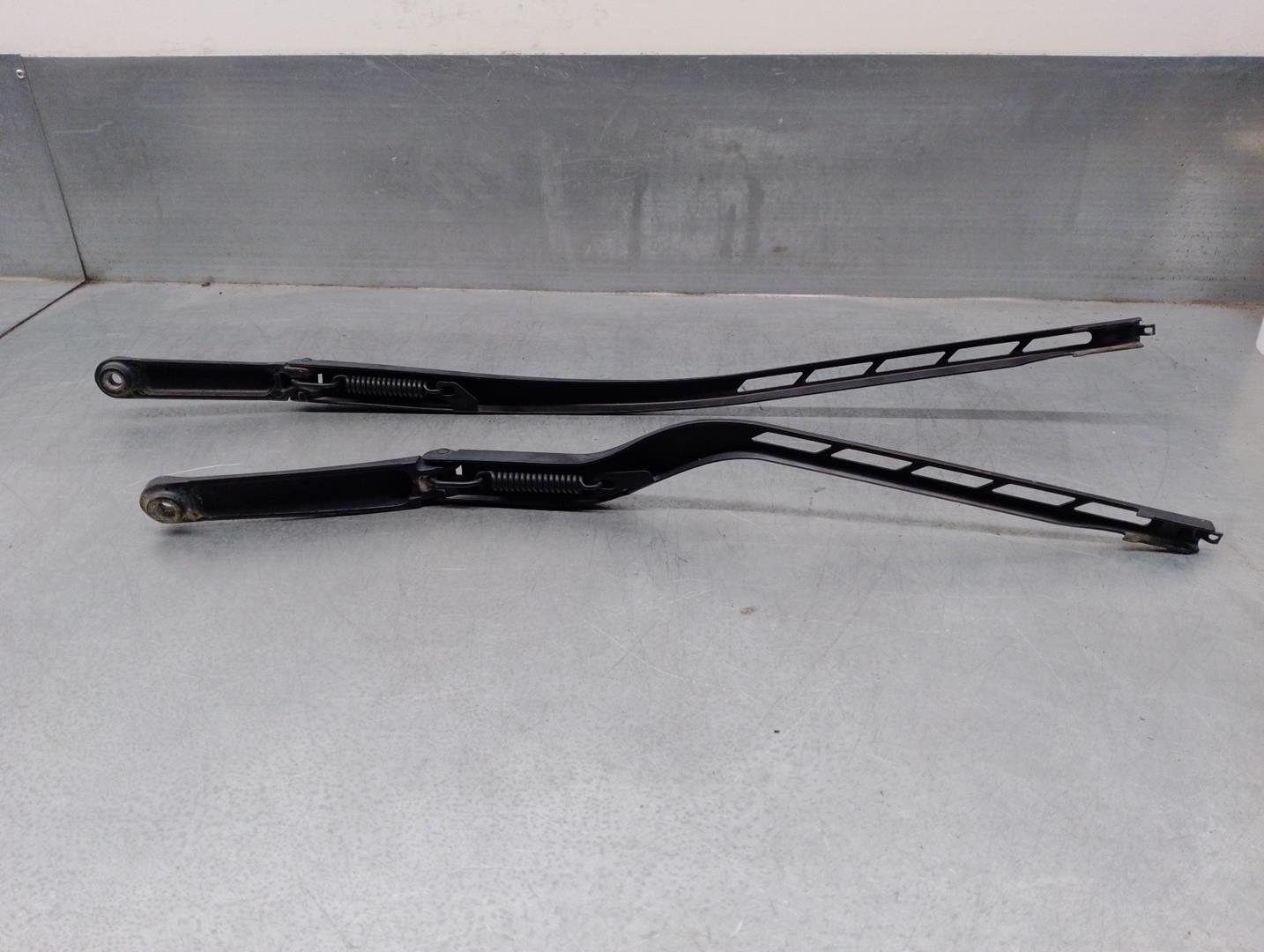 AUDI A3 8P (2003-2013) Front Wiper Arms 8P1955408A,8P1955407A 24197540