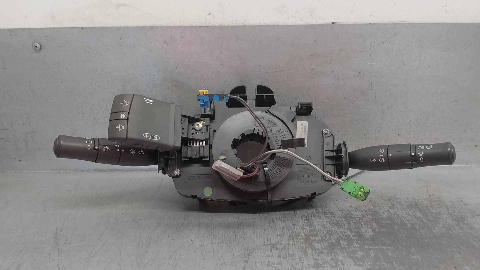 RENAULT Megane 2 generation (2002-2012) Headlight Switch Control Unit 8200216462, 618300030 24225383