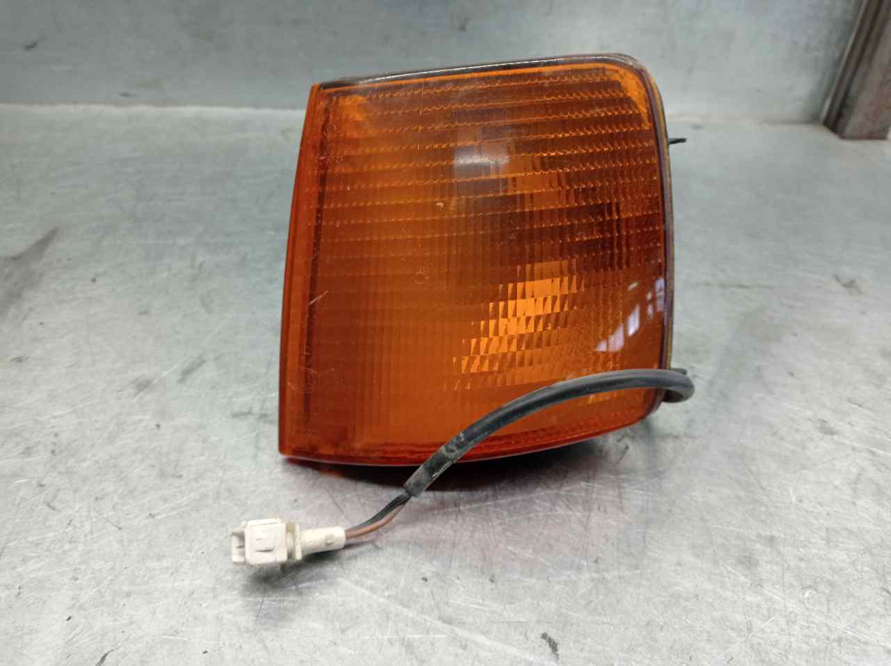 FORD Passat B3 (1988-1993) Front left turn light 19769348