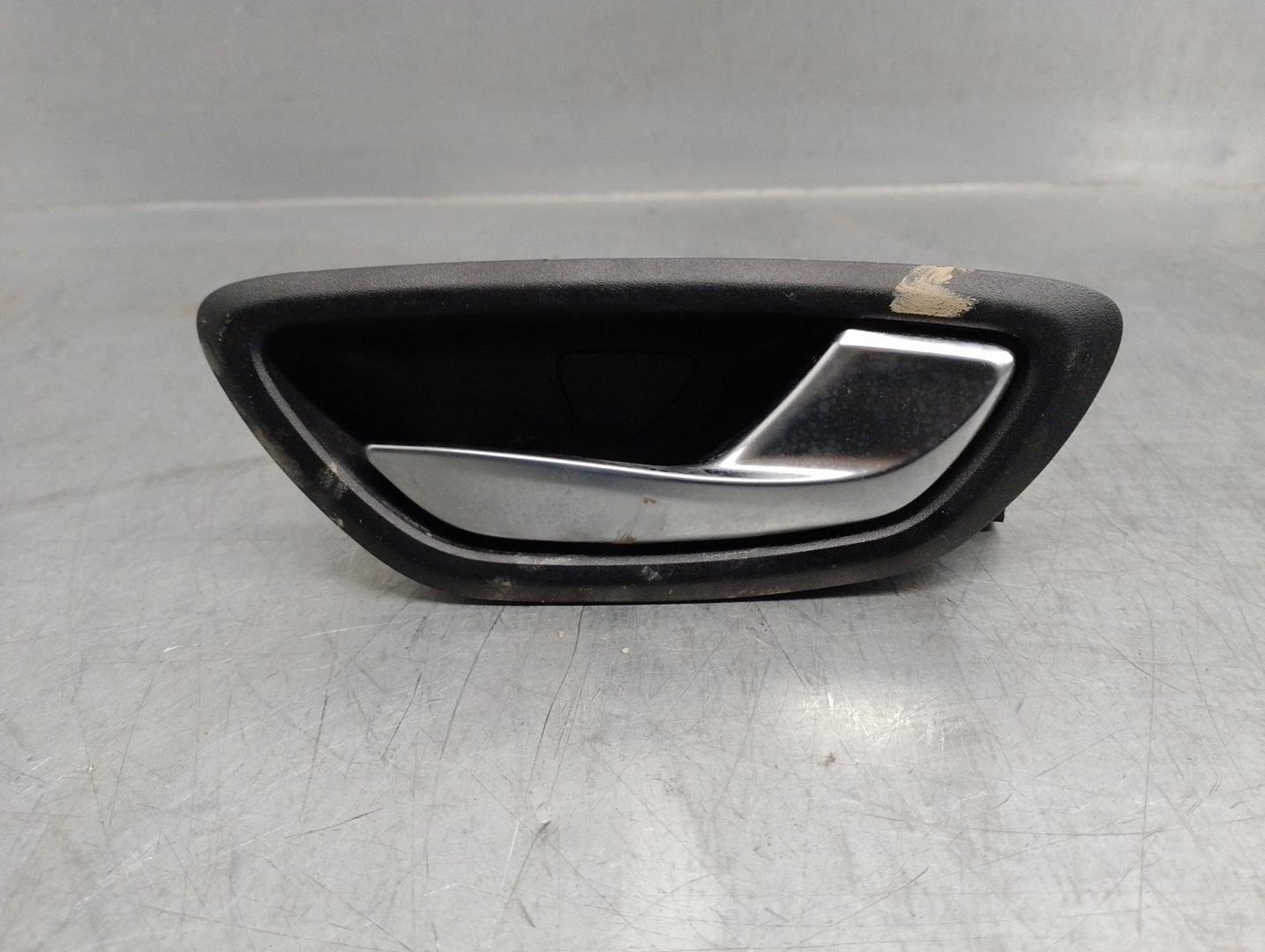 RENAULT Megane 3 generation (2008-2020) Labais aizmugures iekšējais atvēršanas rokturis 826725403R, 5PUERTAS 24186169