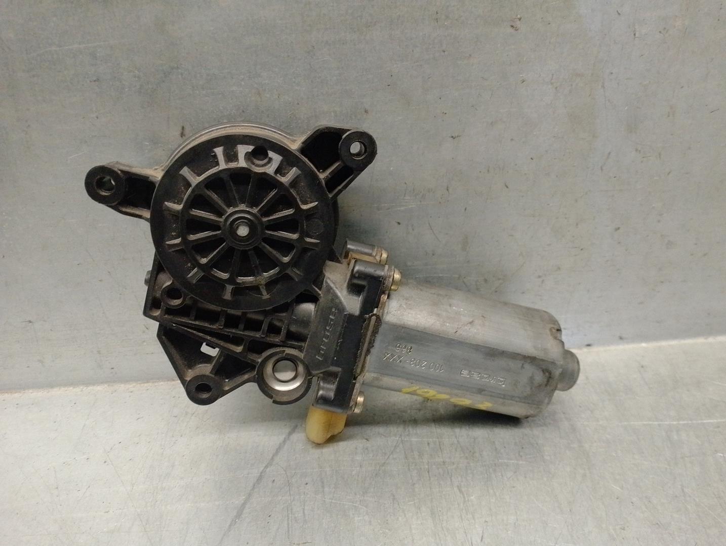 TOYOTA Avensis 2 generation (2002-2009) Front Right Door Window Control Motor 100208XXX,0130821745 24185362