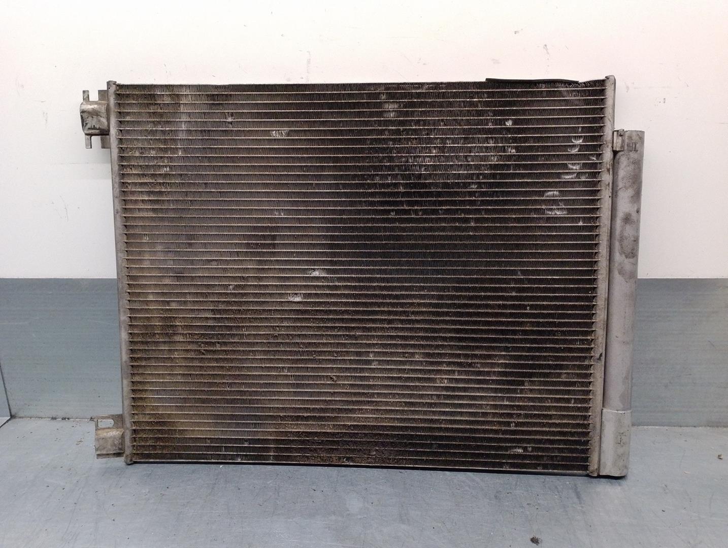 RENAULT Megane 3 generation (2008-2020) Gaisa kondensācijas radiators 921008540R, DL369002, MAHLE 24187585