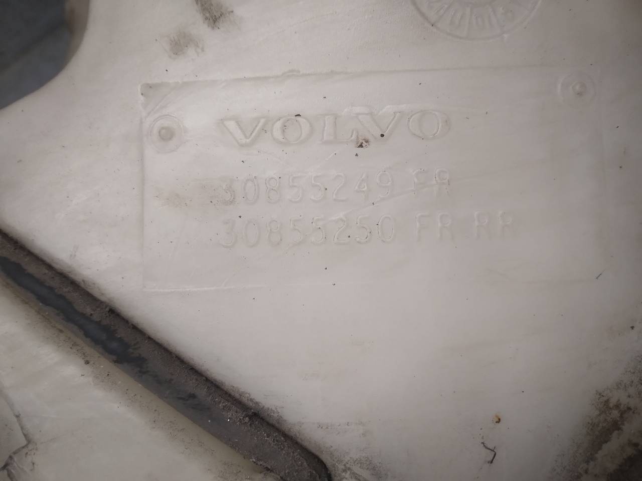 VOLVO S40 1 generation (1996-2004) Réservoir de lave-vitre 30855249, 30855250 24217453