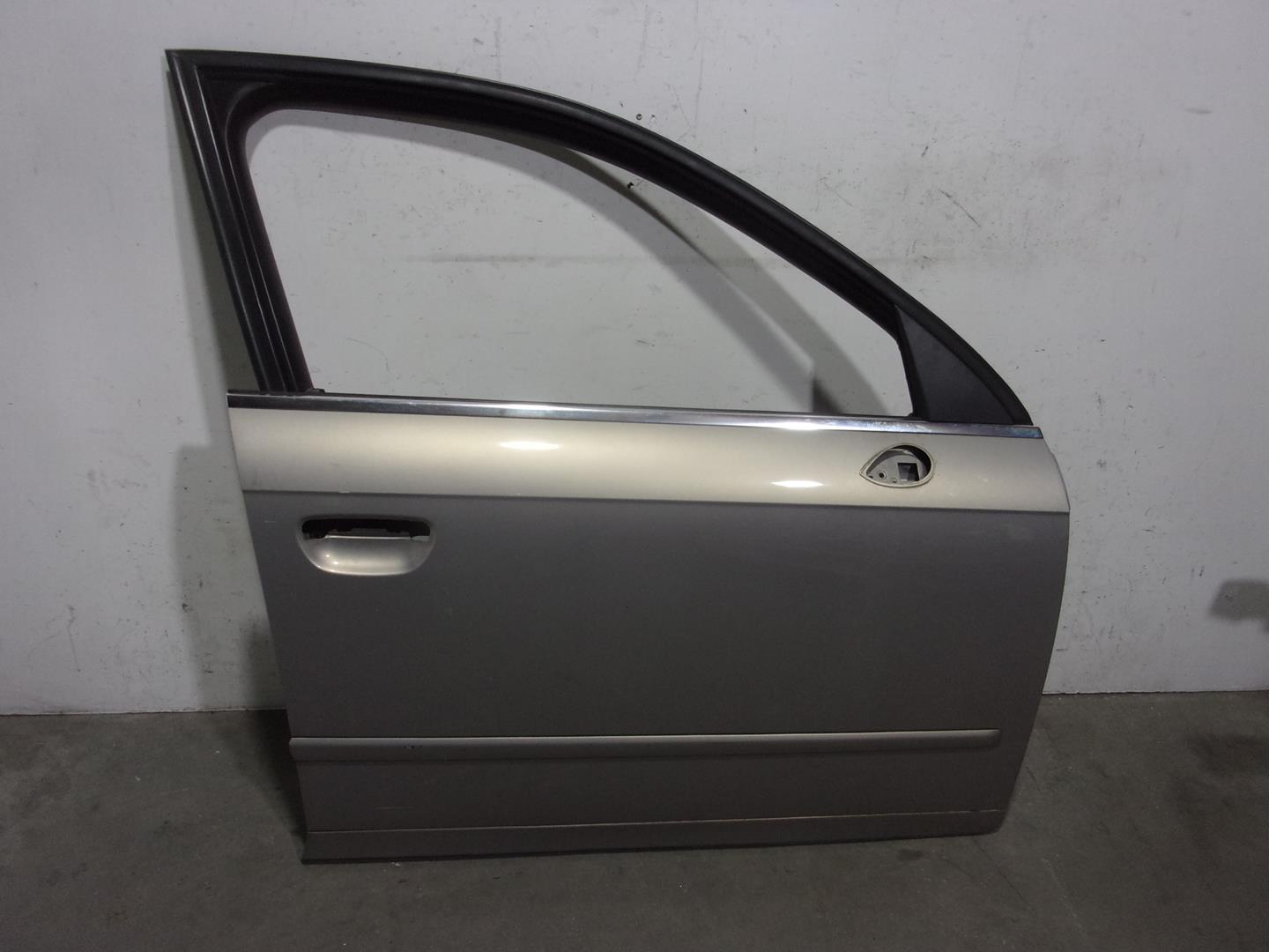 SEAT Exeo 1 generation (2009-2012) Передняя правая дверь 3R0831052, BEIGE, 4PUERTAS 24198074
