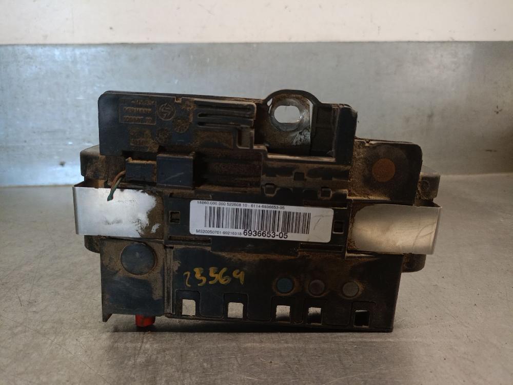 Caja de relés / fusibles M47D20 6936653 de Bmw 3 (e90) 2007-2010 163 CV