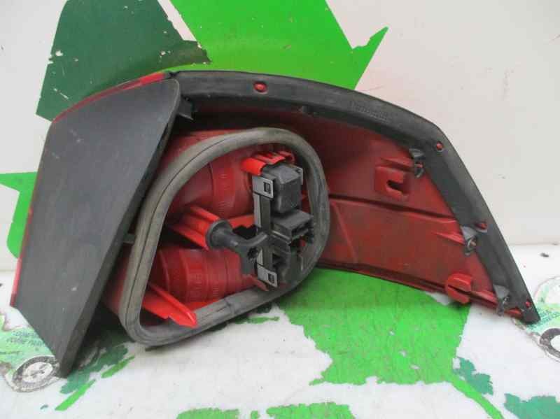 Pisca tras esquerdo F4RQ7 8200014359 de Renault Vel satis (bj0_) 2002-0 163 CV con 1 km - pieza usada