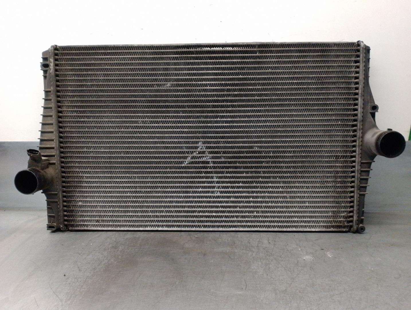 VOLVO XC90 1 generation (2002-2014) Starpdzesētāja/interkūlera radiators 30748808, IA1347, VALEO 19894494