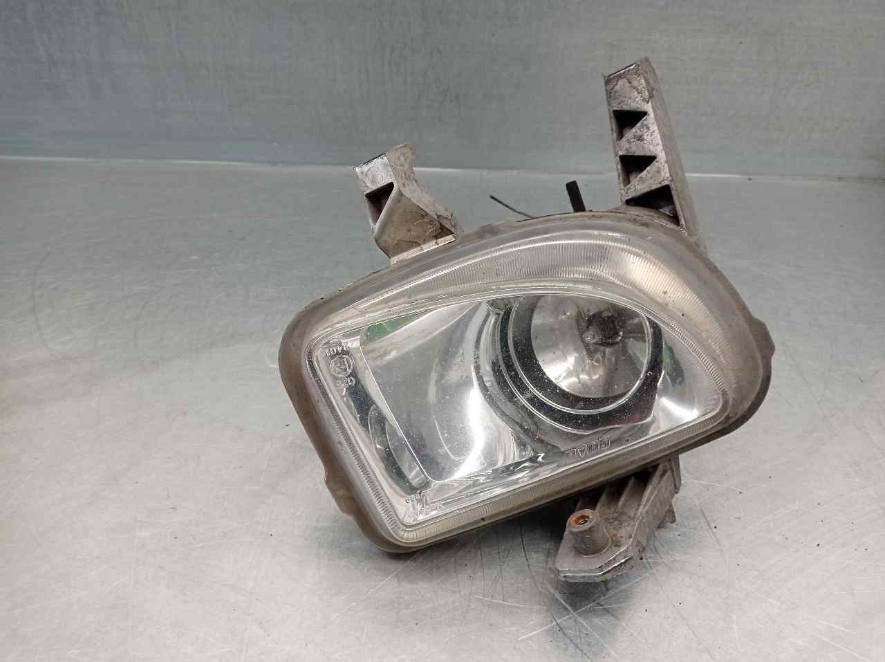 FIAT Grande Punto 1 generation (2006-2008) Front Right Fog Light 51782368 24151572