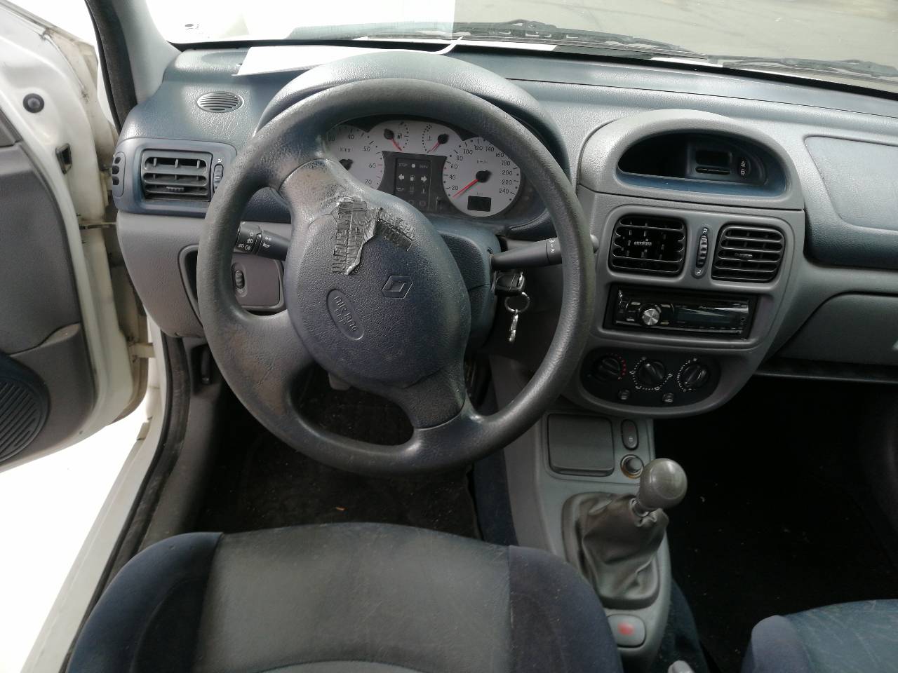 RENAULT Clio 3 generation (2005-2012) Vairo kolonėlė 8200054198 24221121