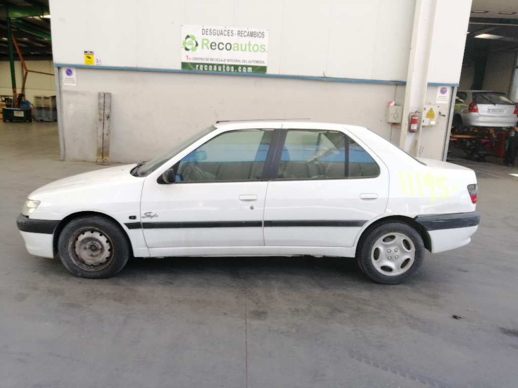 SUZUKI 306 1 generation (1993-2002) Заднє ліве заднє світло 4PUERTAS,4PUERTAS+ 19697699