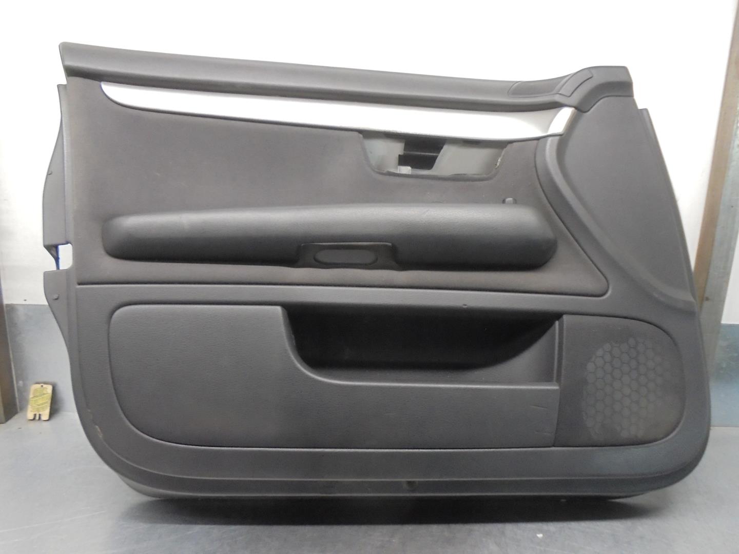 AUDI A4 B6/8E (2000-2005) Front Left Door Panel 8E1867105 23956919