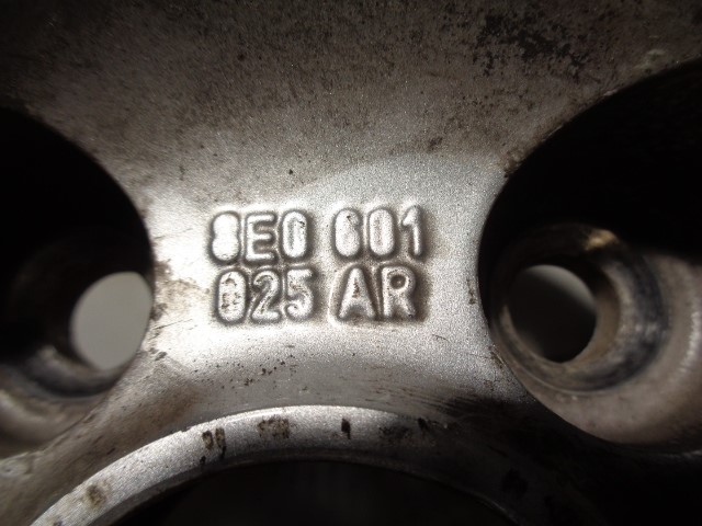 AUDI A4 B7/8E (2004-2008) Шина R167JX16H2ET42,7JX16H2ET42,ALUMINIO15P 21731680