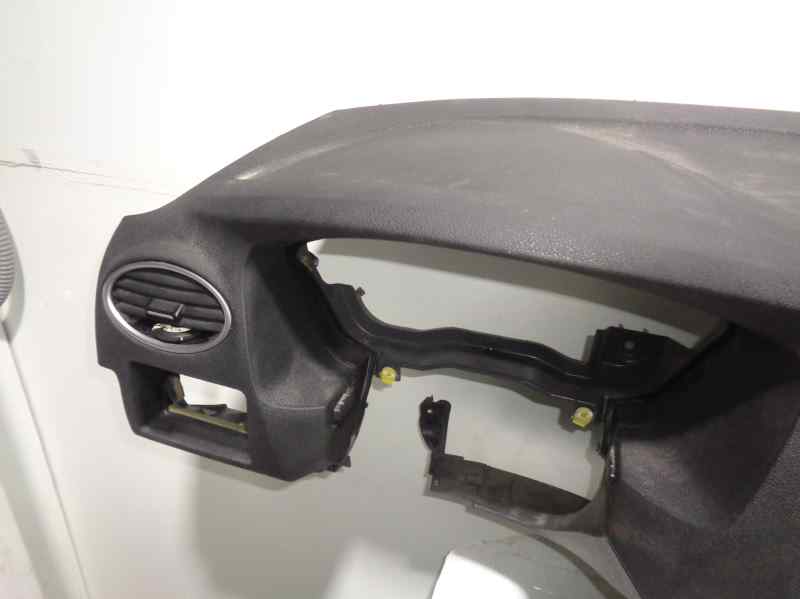 FORD Focus 2 generation (2004-2011) Dashboard NEGRO 19709749