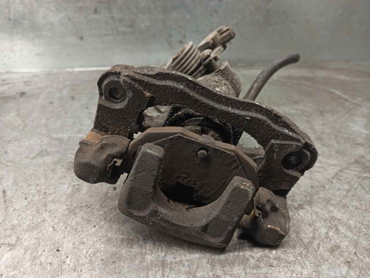 VAUXHALL Santa Fe SM (2000-2013) Rear Right Brake Caliper MANDO, MANDO+BC141018 19788065