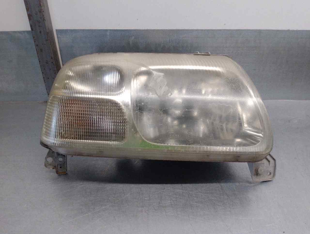 SUZUKI Grand Vitara 1 generation (1998-2006) Front Right Headlight 3512065D31,5PUERTAS 21722357