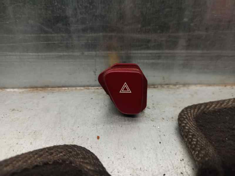 MERCEDES-BENZ 607 1 generation (2000-2008) Hazard button 9649837277 19726153