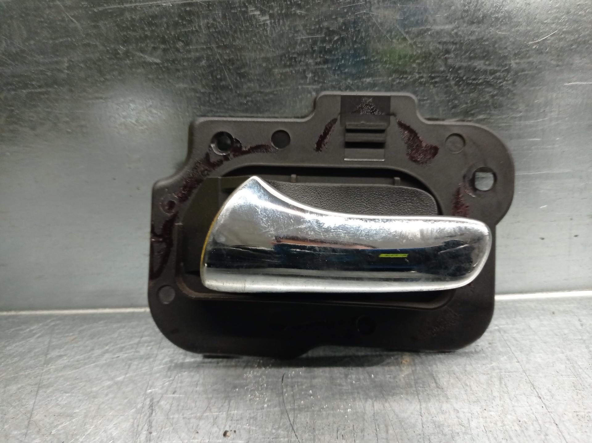 IVECO Vectra B (1995-1999) Left Rear Internal Opening Handle 4PUERTAS,4PUERTAS+ 19776023