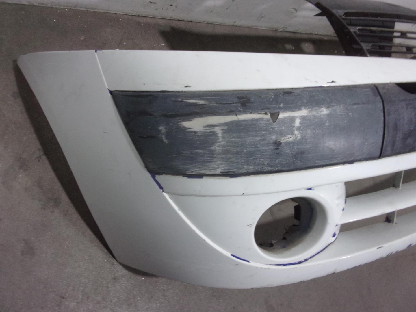 RENAULT Clio 3 generation (2005-2012) Priekšējais bamperis 7701476554, BLANCO 24224195