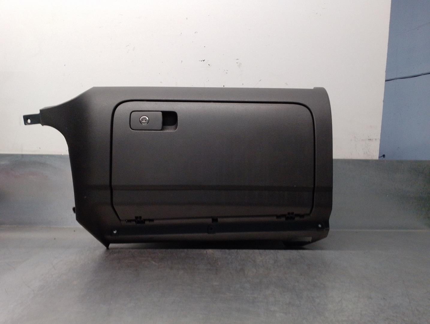 VOLKSWAGEN Jetta 5 generation (2005-2011) Hanskerom 1K1857290 21724139