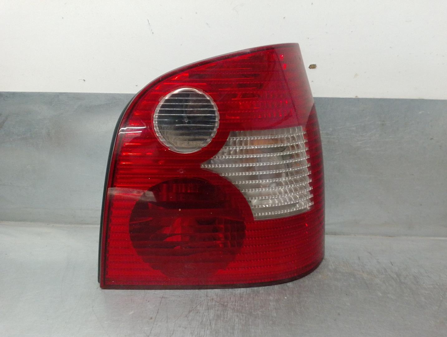 VOLKSWAGEN Polo 4 generation (2001-2009) Rear Right Taillight Lamp 6Q6945112A, 6Q6945258A, 3PUERTAS 19897301