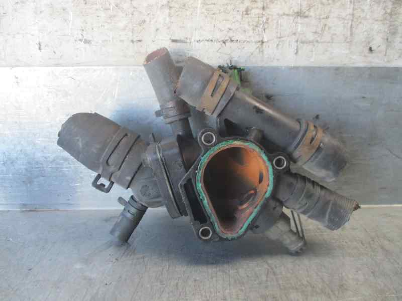 MERCEDES-BENZ Megane 1 generation (1995-2003) Thermostat 8200065392, 38200065394, 8200065390+ 19753835