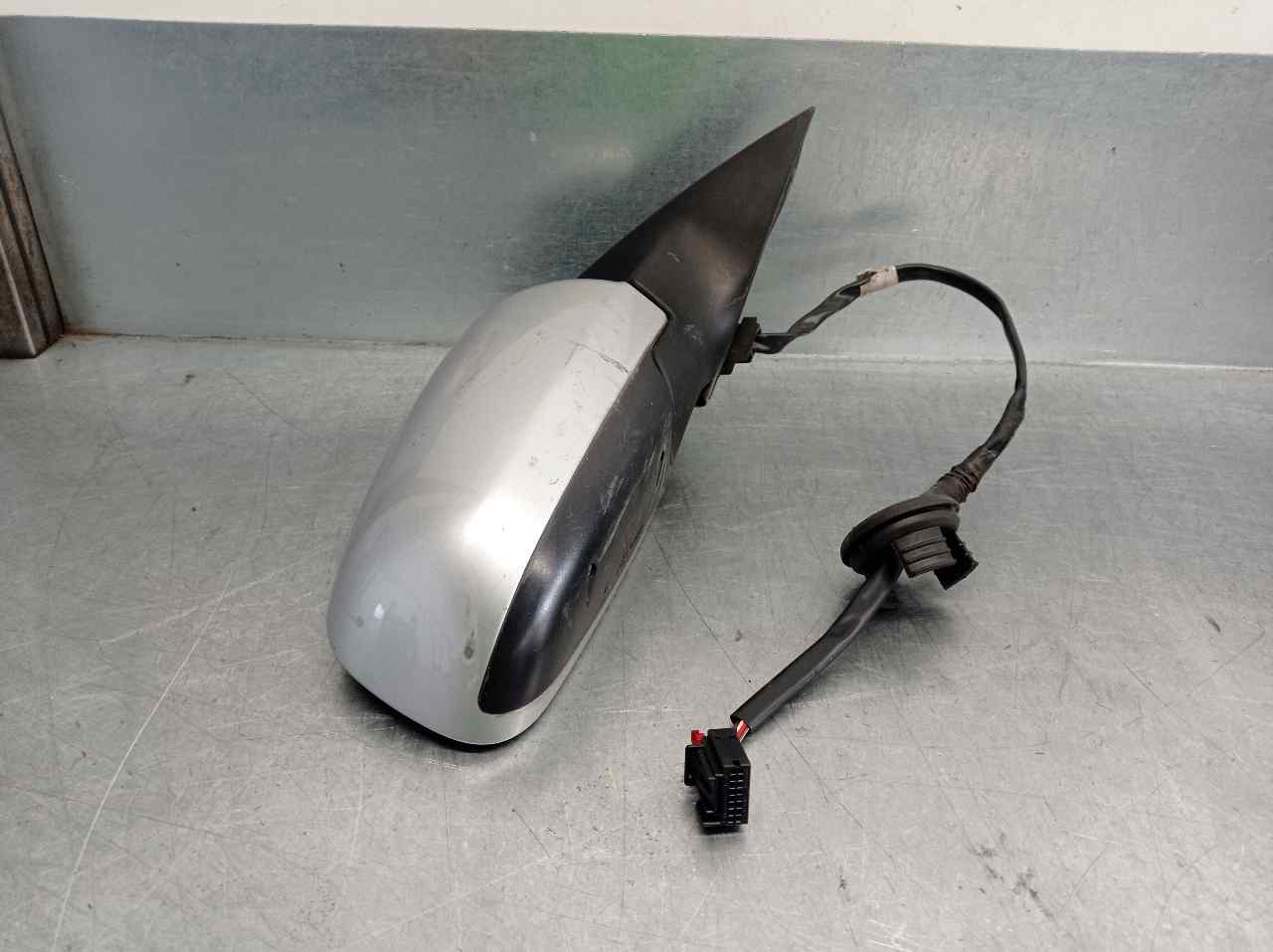 TOYOTA A6 C6/4F (2004-2011) Right Side Wing Mirror 4PUERTAS, 4PUERTAS+5PINES 19826302