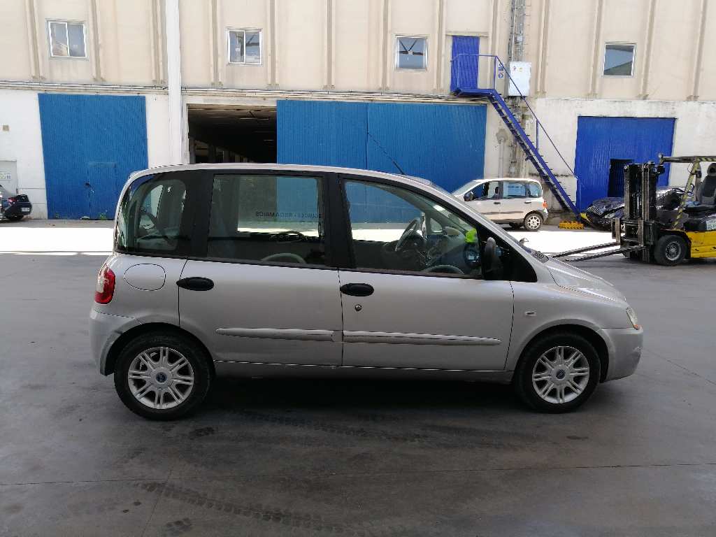 FIAT Multipla 1 generation (1999-2010) Forreste højre dørlås 5PUERTAS,5PUERTAS+6PINES 19695457