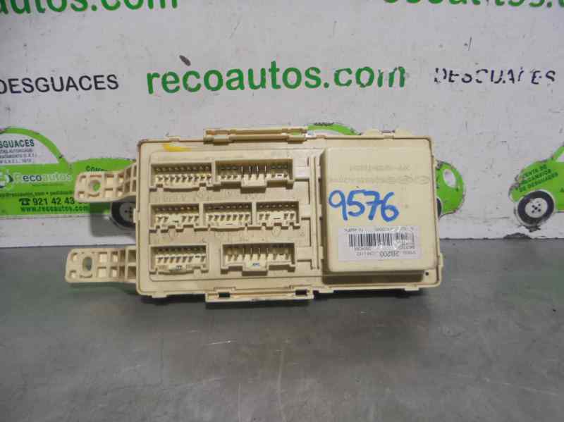 HYUNDAI Santa Fe CM (2006-2013) Fuse Box 919502B200 24069265