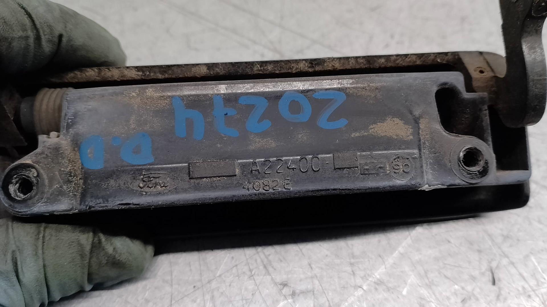 FORD Främre höger dörr yttre handtag 7220479, 3PÙERTAS 24473638