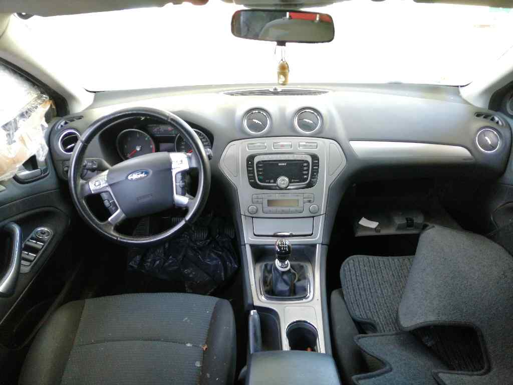 FORD Mondeo 4 generation (2007-2015) A hátsó lökhárító egyéb részei 7S71515C0AC 24118710