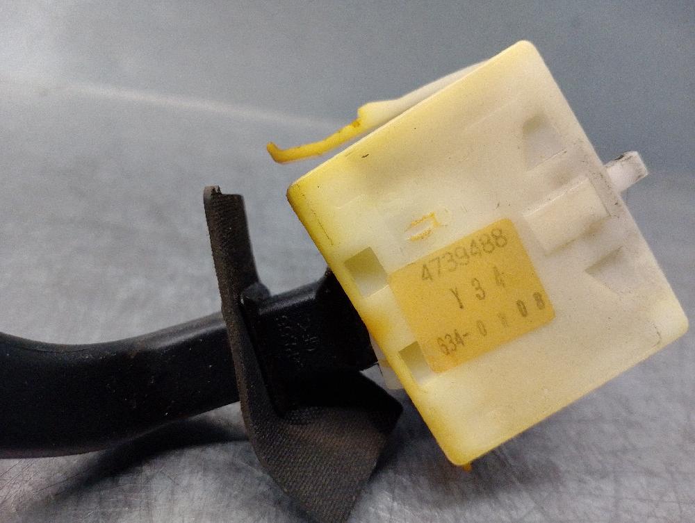 Mando luces B205E 4739488 de Saab 9-5 (ys3e) 2006-2009 150 CV con 164000 km - pieza usada