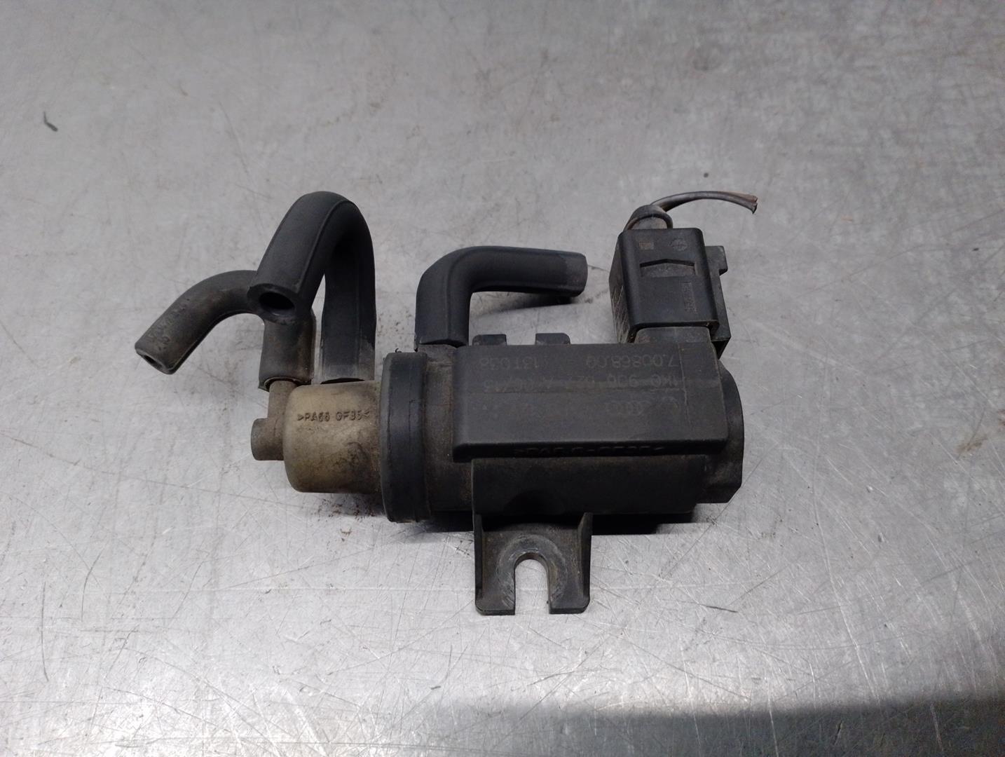 VOLKSWAGEN Caddy 3 generation (2004-2015) Solenoidiventtiili 1K0906627A 24180826