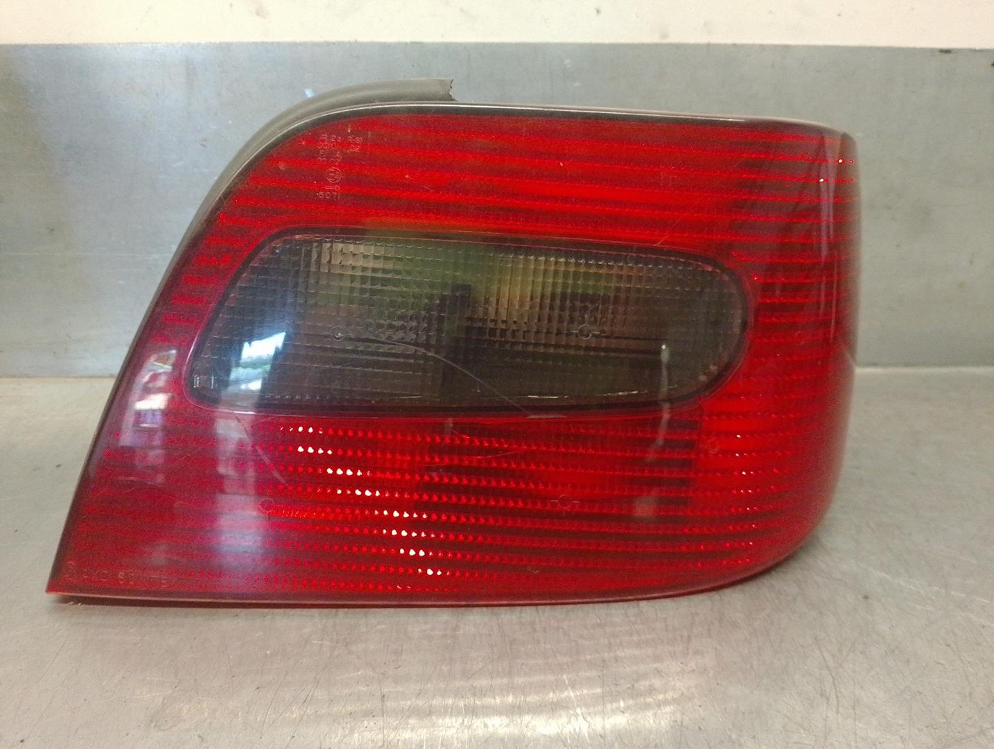 KIA Xsara 1 generation (1997-2004) Rear Right Taillight Lamp 6351J5, DEALETA, 3PUERTAS 21720297