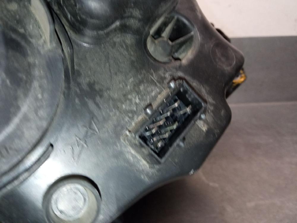 Faro izquierdo NFU 9644997280 de Peugeot 1007 (km_) 2005-0 109 CV con 147000 km - pieza usada