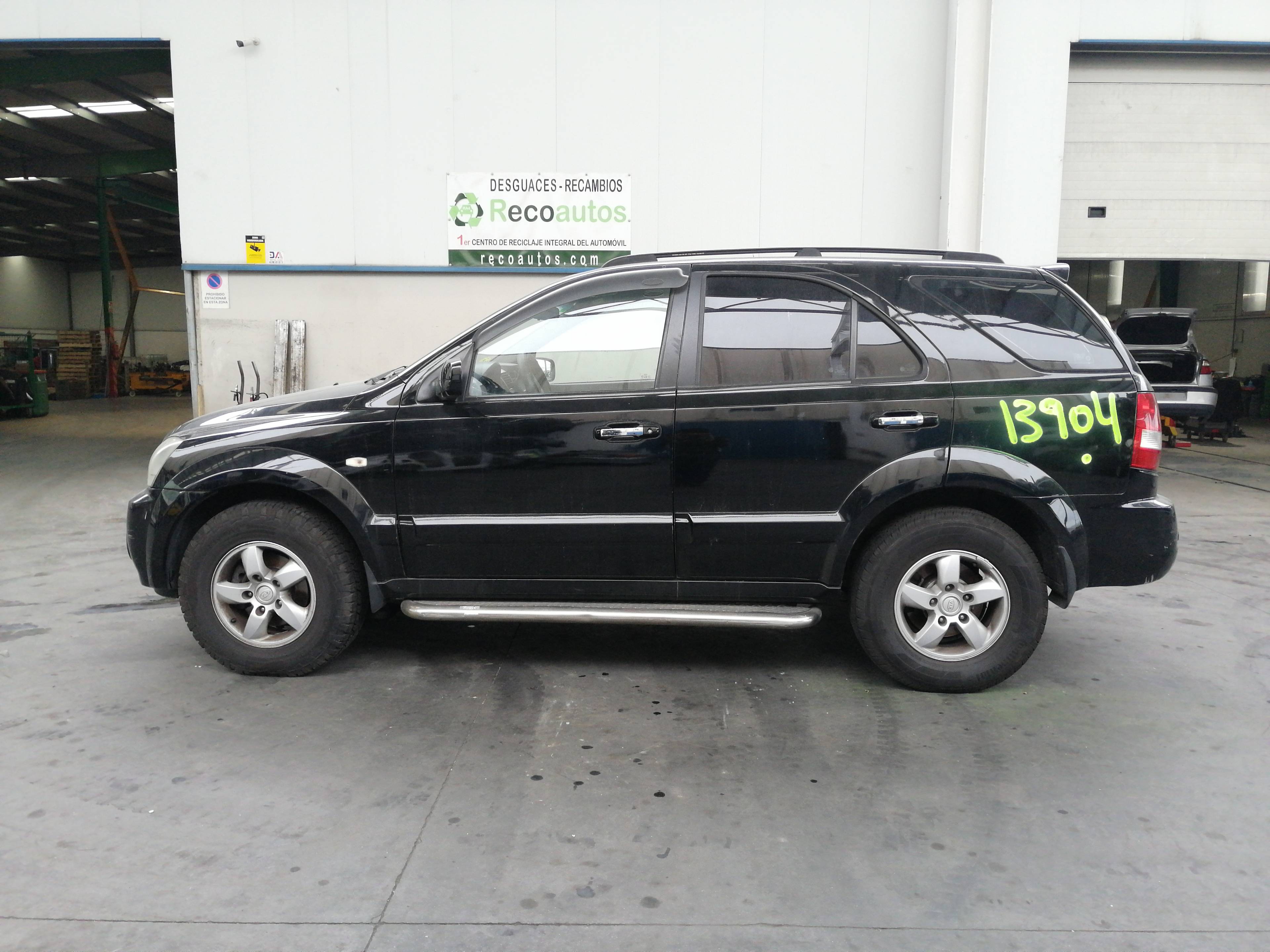 KIA Sorento 1 generation (2002-2011) Преден десен калник NEGRA, 663213E141+ 19763612