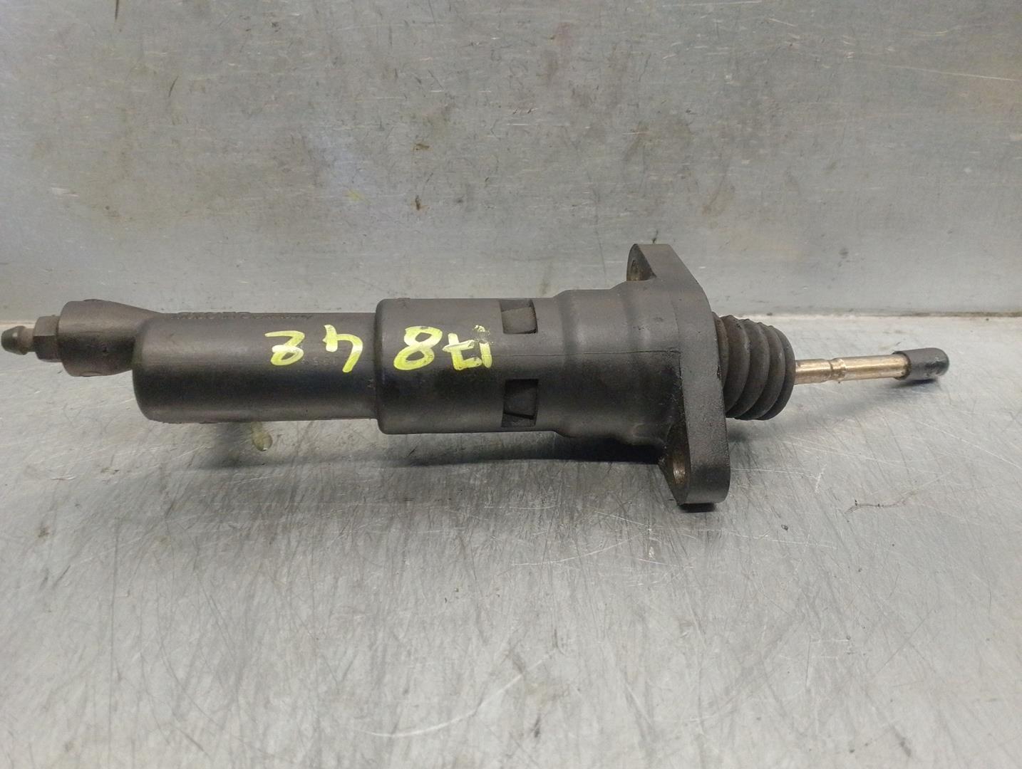 SMART Forfour 1 generation (2004-2006) Clutch Cylinder A4542570379, A4542570379 19913135