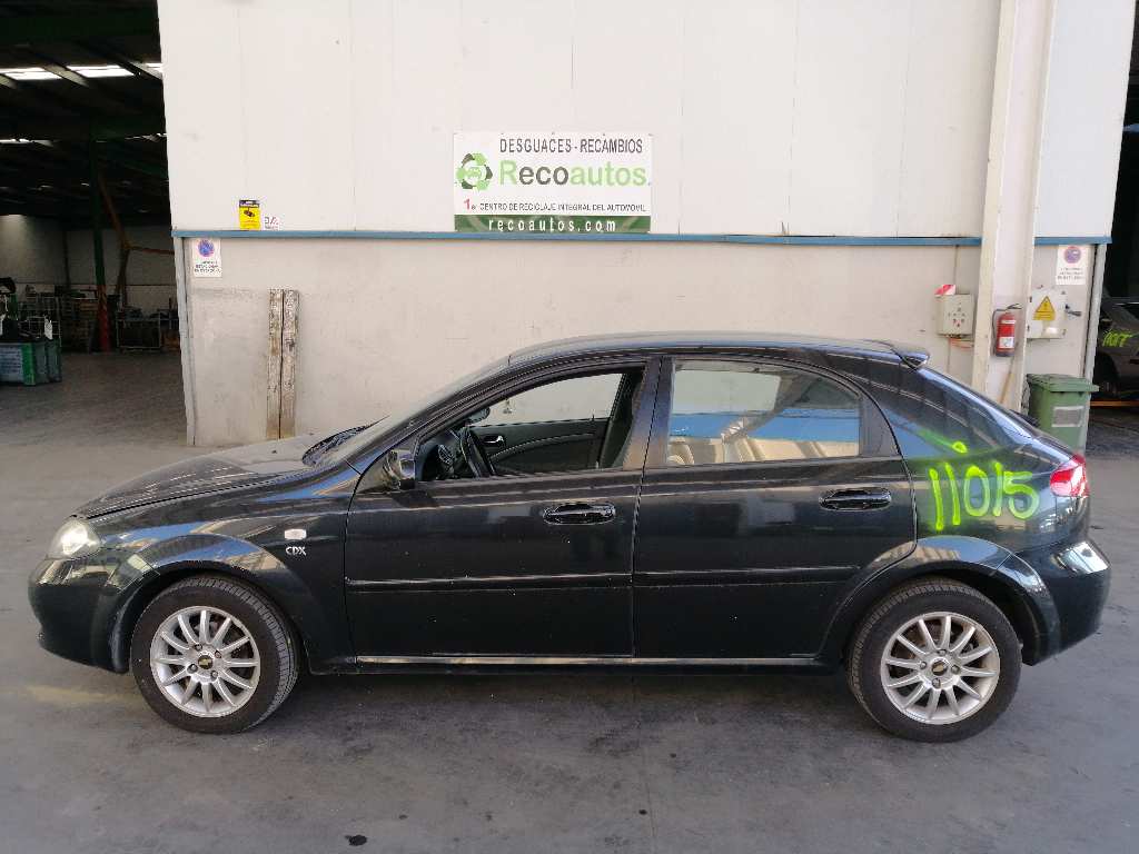 CHEVROLET Lacetti J200 (2004-2024) Udvendigt håndtag til venstre bagdør 96547981 19692442