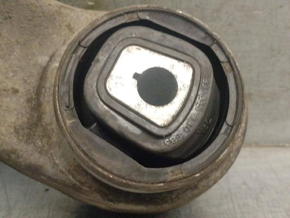 Brazo de la suspensión inferior delantero izquierdo N57D30A 31126777733 de Bmw 5 (f10) 2011-2016 258 CV con 264000 km - pieza usada