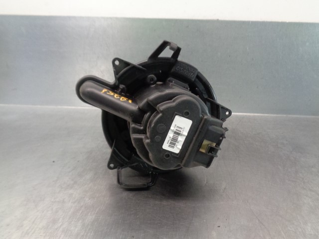 RENAULT Clio 4 generation (2012-2020) Ventilateur de chauffage 272101005R, 5P3730000 23752137