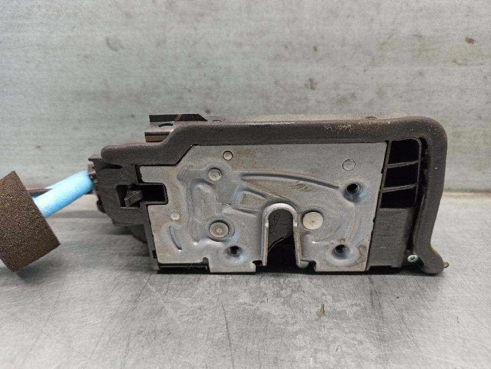 Fecho da porta tras esquerda B47C20A 51227281939 de Bmw 2 gran tourer (f46) 2014-0 150 CV - pieza usada