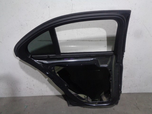 MERCEDES-BENZ C-Class W205/S205/C205 (2014-2023) Rear Left Door A2057300105,GRISOSCURO,4PUERTAS 20801425