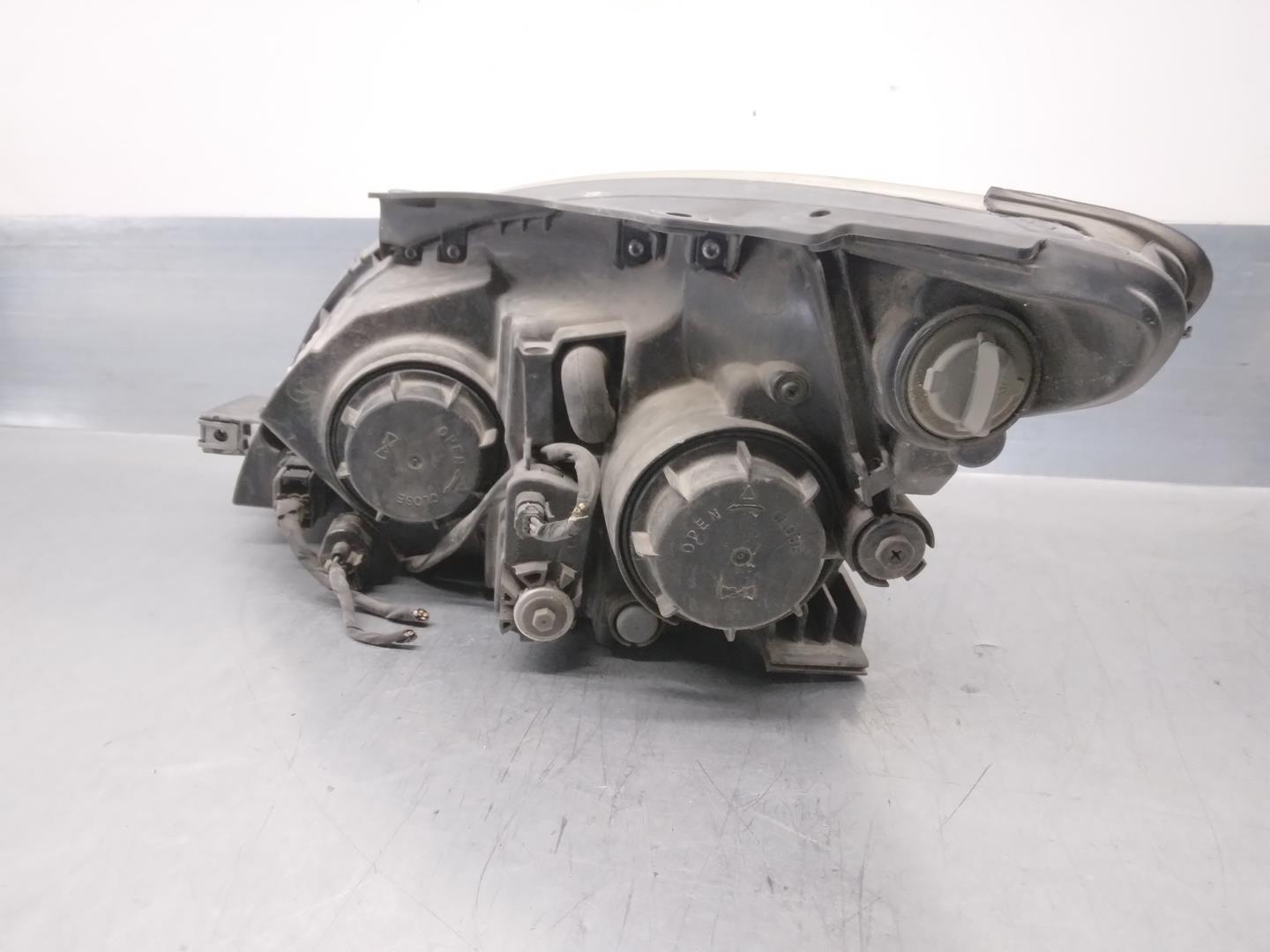 HYUNDAI i30 FD (1 generation) (2007-2012) Priekinis dešinys žibintas 921022R000, 5PUERTAS 21728483