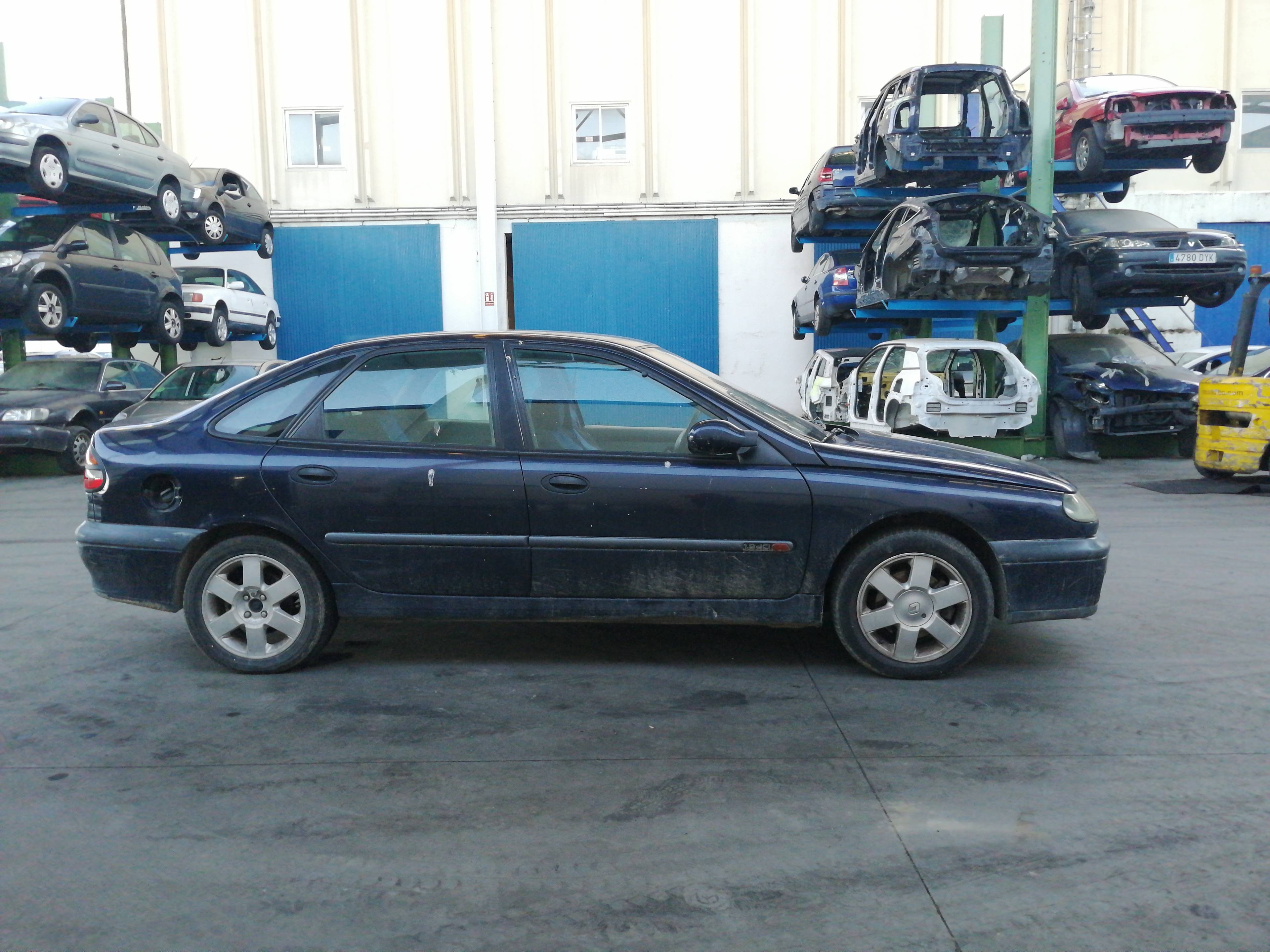 NISSAN Laguna 1 generation (1993-2001) Dzinēja cilindra galva 7700111609,7711497320+ 19776307