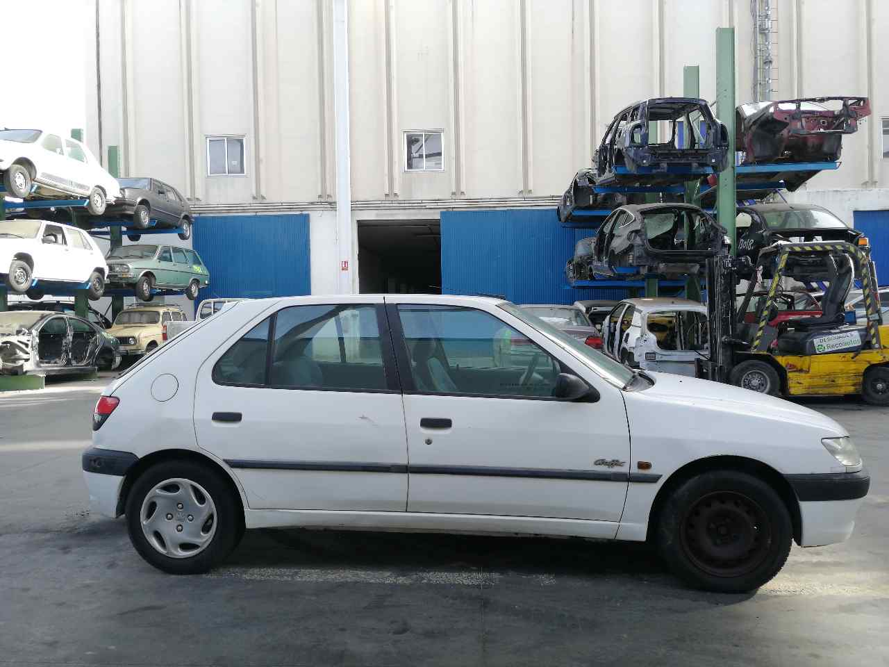 SUZUKI 306 1 generation (1993-2002) Замок задней правой двери 5PINES,5PUERTAS 19794737