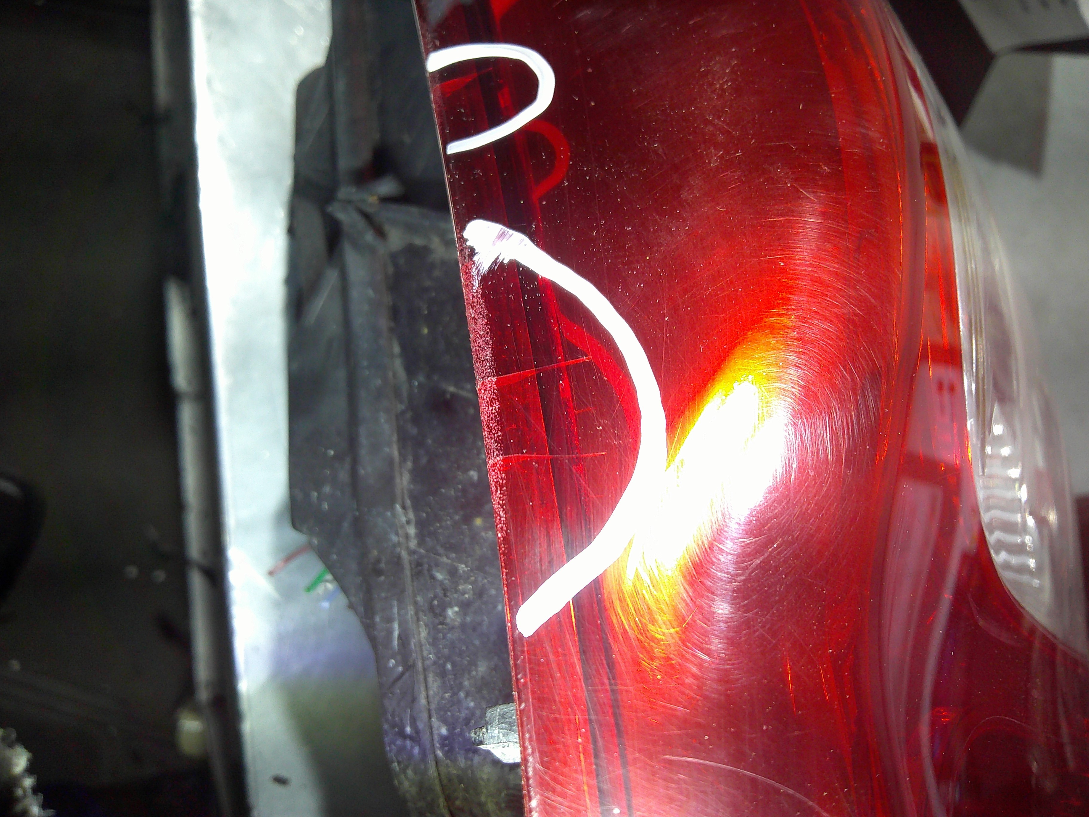Pisca tras esquerdo K9KP8 8200387888 de Renault Twingo ii (cn0_) 2007-0 75 CV con 140786 km - pieza usada