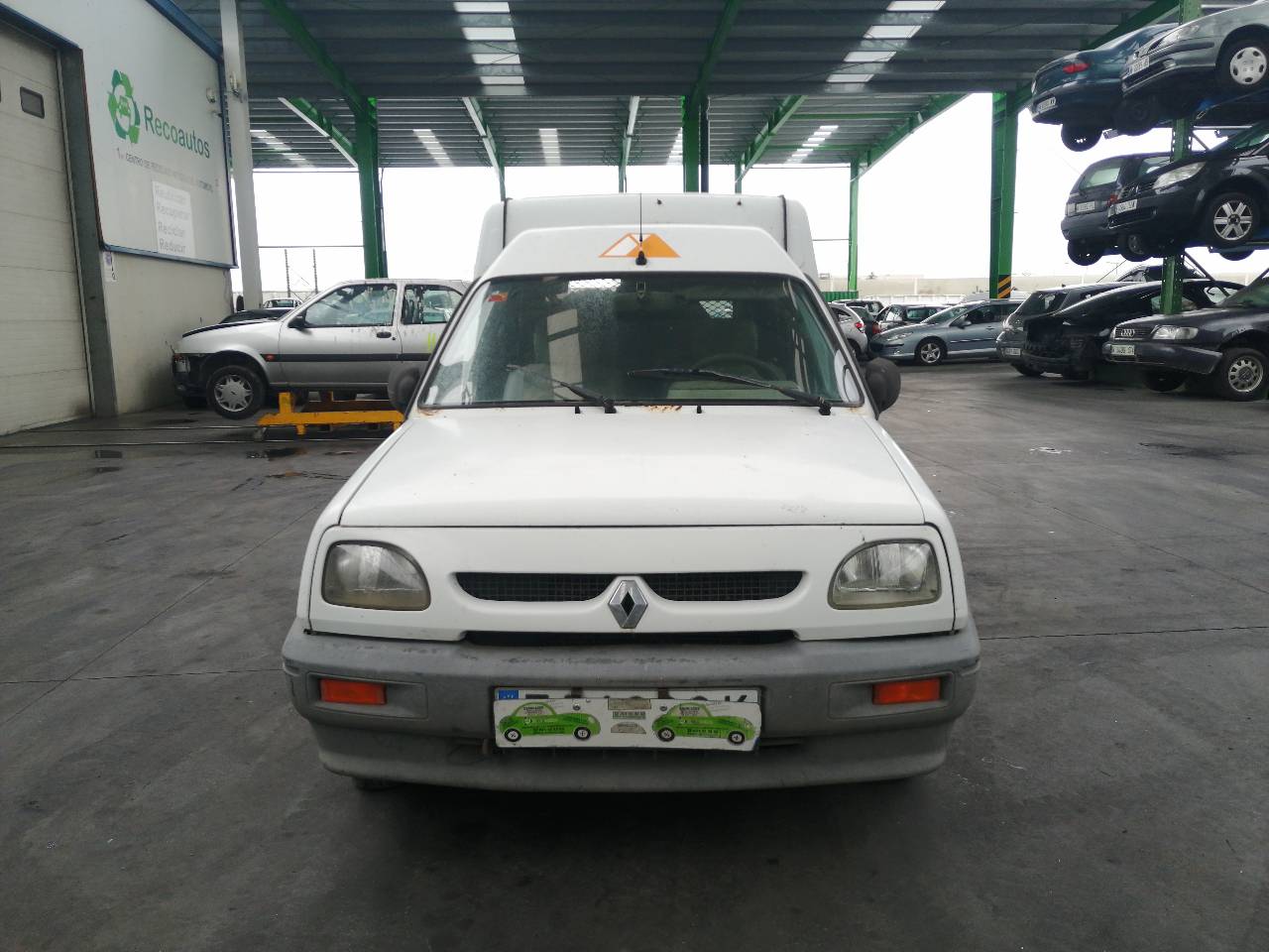 TOYOTA Express 2 generation (2004-2012) Priekšējās kreisās durvis BLANCA,4PUERTAS 19771293