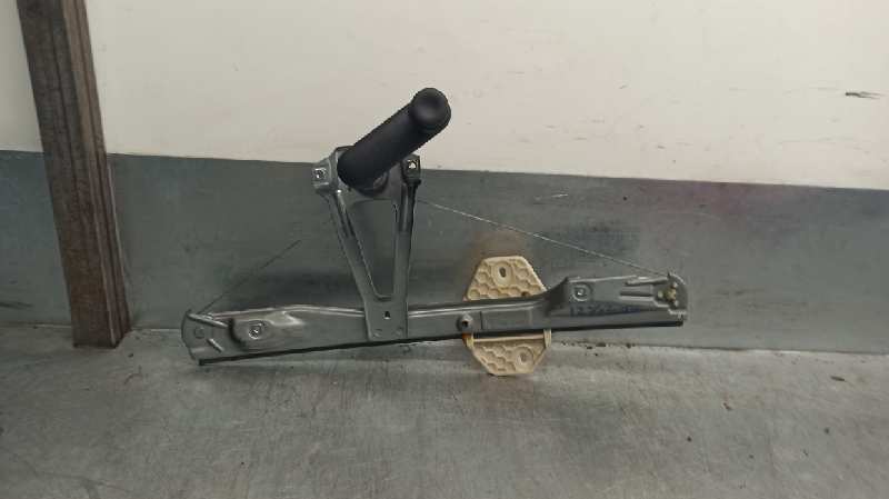 TOYOTA Clio 2 generation (1998-2013) Rear left door window lifter 5PUERTAS., 5PUERTAS.+MANUAL 19735843