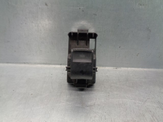 LEXUS CT 1 generation (2010-2024) Front Right Door Window Switch 192801 20362696