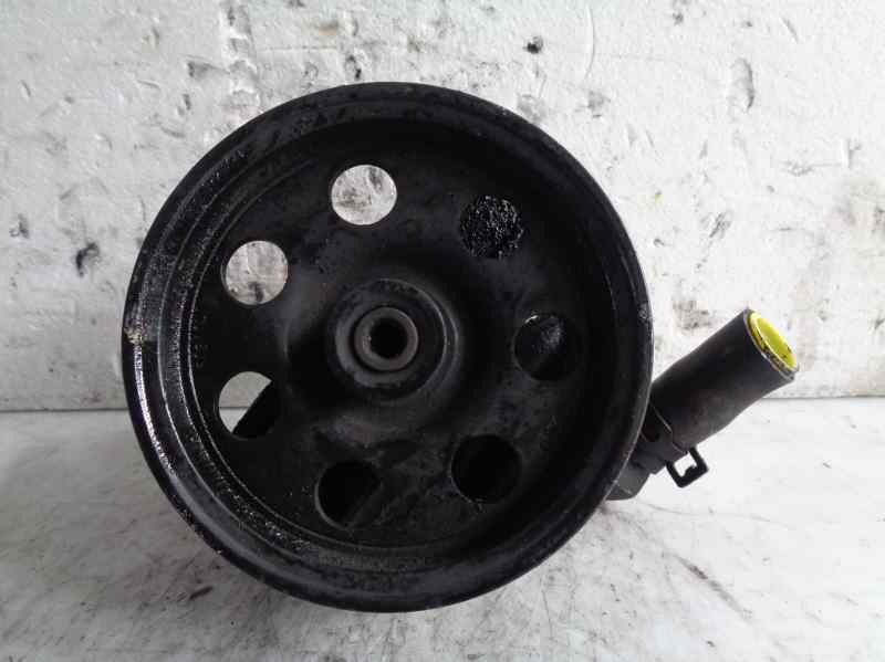 PEUGEOT Focus 1 generation (1998-2010) Power Steering Pump +CX3 19675615